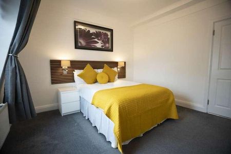 Great Cumberland Place, Marble Arch, London, W1H - Photo 3