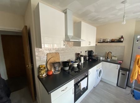 Coventry Road, Southampton - Photo 3