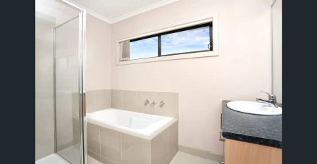 “SAFE AND SECURE LIVING IN SOUGHT AFTER LOCATION!” - Photo 2