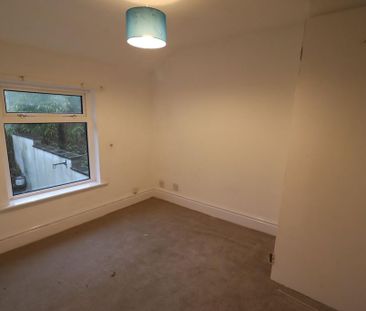 2 bedroom cottage to rent - Photo 2