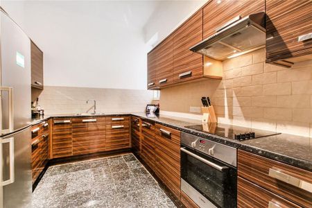 4 bedroom flat to rent - Photo 4