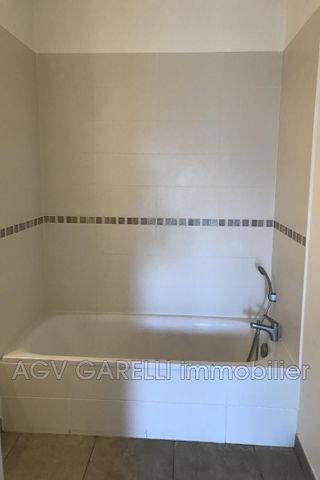 Location Appartement 3 pièces 57m² TOULON 83000 - Photo 5