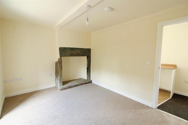 2 bedroom cottage to rent - Photo 1