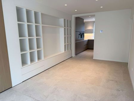 Volledig vernieuwde en energiezuinige woning met luxe afwerking in hartje Leuven - Photo 3