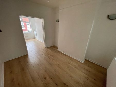 Emery Street, Walton, L4 5UY - Photo 2