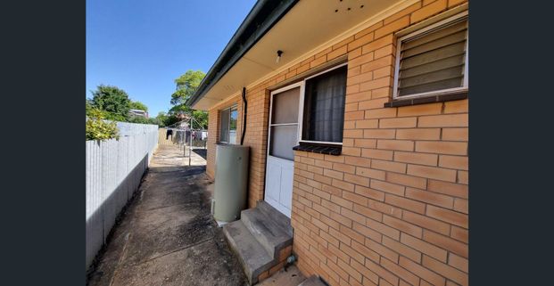 1BR Flat In Great Location - Photo 1