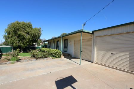 231 Hall Street, 2880, Broken Hill Nsw - Photo 4