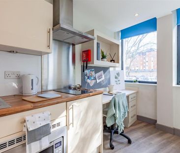 Studio to rent - Photo 6