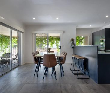 Generous size family home in desirable location. - Photo 4