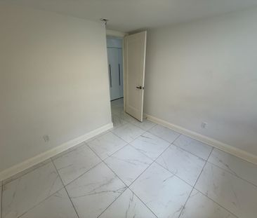 For Lease - 1108 Richard Avenue, Billings Bridge - Riverside Park a... - Photo 3