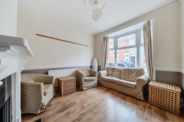 3 bedroom terraced house to rent - Photo 1