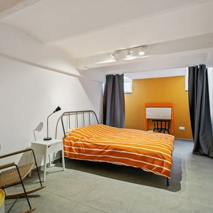 Room at Rue des Deux Eglises 22 - Photo 2