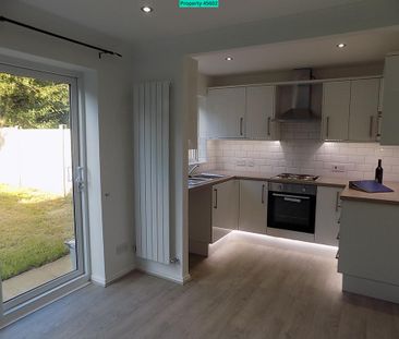 3 bedroom semi-detached house to rent - Photo 1