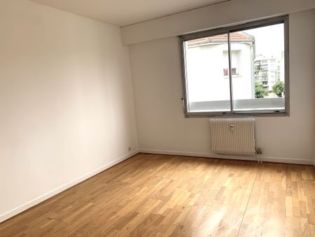 Location Appartement 5 pièces 115m² DIJON 21000 - Photo 4