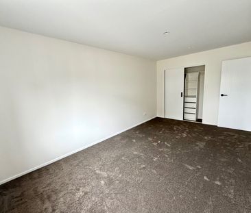 17C Martin Place, Kelston, Auckland - Photo 3