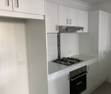 19 Govind Court, Gracemere, Qld 4702 - Photo 6