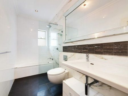 25 Bray Street, North Sydney NSW 2060 - House For Rent | Domain - Photo 4