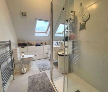 Willow Close, Buckhurst Hill, Essex, IG9 - Photo 6