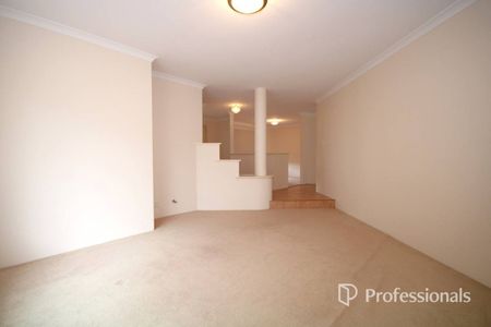 Prestige Family Home - Prime Australind Location - Photo 2