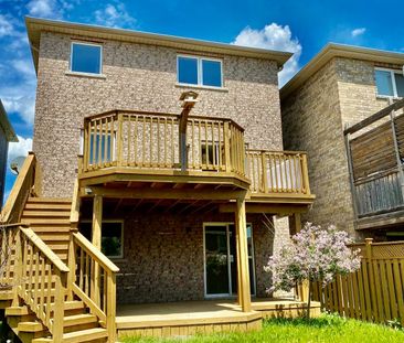 For Lease - 17 Christina Crescent, Bradford West Gwillimbury, Ontario - Photo 2