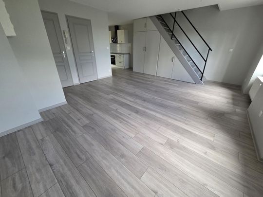 Location Appartement 4 pièces 67m² LE CREUSOT 71200 - Photo 1