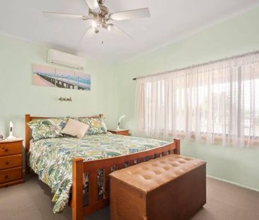 Family Home - Photo 2