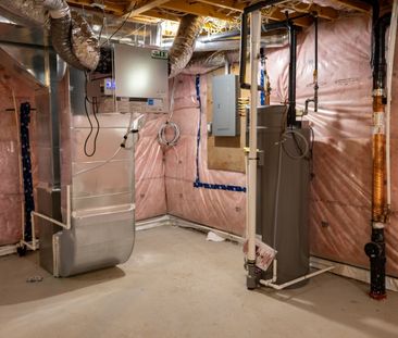 For Lease - 9 Golf Links Drive, Loyalist, Ontario - Photo 6