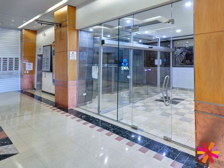 FURNISHED APARTMENT LOCATED IN THE CBD - Photo 4