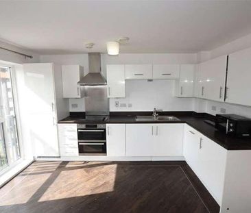 Wave Court, Maxwell Road, Romford, RM7 - Photo 2