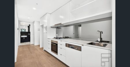 Modern Two-Bedroom Apartment with Private Terrace in Brunswick | FLARE REAL ESTATE - Photo 4