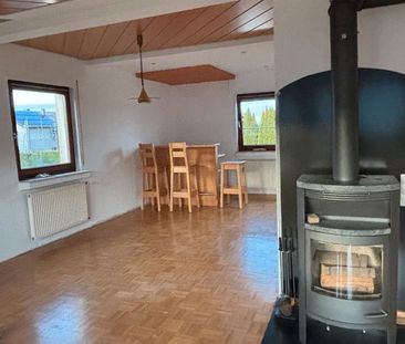 Gemütliche 2-Zimmer-Wohnung mit Balkon und Kamin - Photo 1