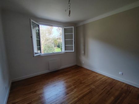 Location Appartement 3 pièces 47m² ST JEAN DE LUZ 64500 - Photo 3