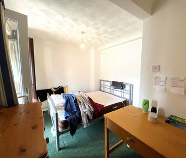 5 bedroom terraced house to rent - Photo 6