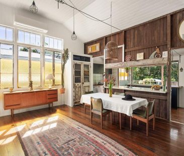 Charming Character Home With Flexible Living - Photo 6