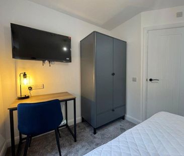 1 bedroom in a house share to rent - Photo 6