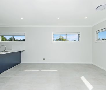 FOUR BEDROOM TOWNHOUSE - Photo 1