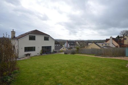 4 bedroom detached house to rent - Photo 3