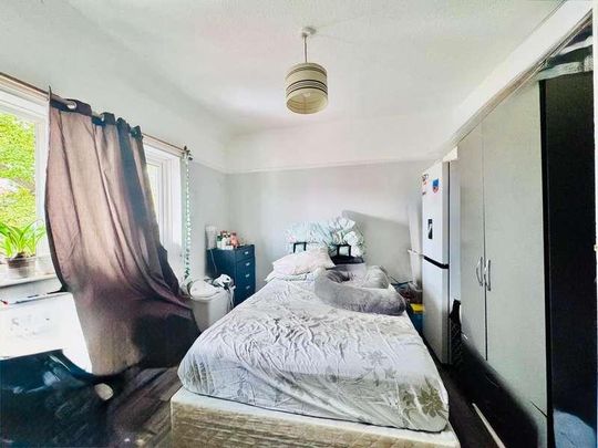 Bridgewater Rd, Greenford, Wembley, HA0 - Photo 1