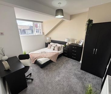 4 bedroom terraced house to rent - Photo 5