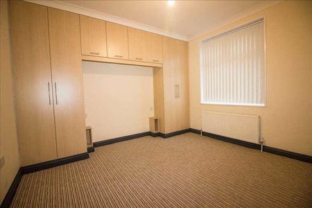 Rosalind Avenue, Bedlington, NE22 - Photo 2