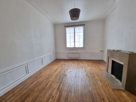 Location Appartement 4 pièces 90m² - Photo 2