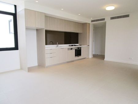Luxurious 2 Bedroom Apartment - Photo 5