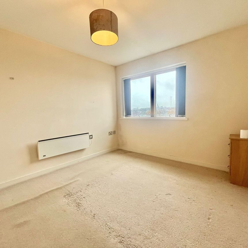 Waterside Way, Wakefield - Photo 1