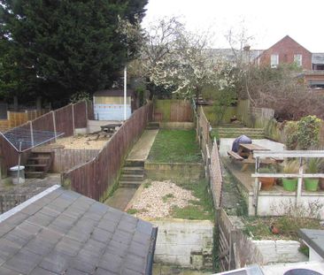 2 bedroom terraced house to rent - Photo 5