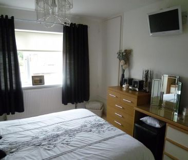 1 bedroom detached house to rent - Photo 3