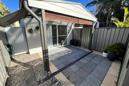 Modern 1 Bedroom Granny Flat in Belmont North - Photo 5