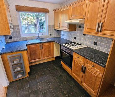 4 Bedroom Detached House For Rent - Photo 1