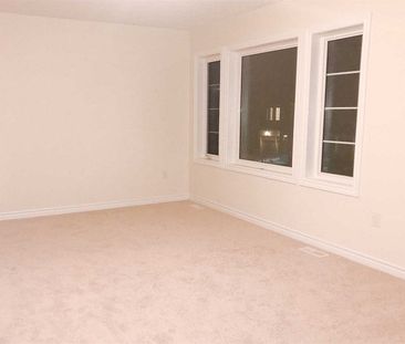 For Lease - 30 Deepwood Crescent, East Gwillimbury, Ontario - Photo 2