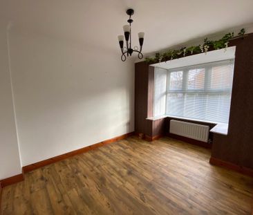33, Bell Chapel Close - Photo 2