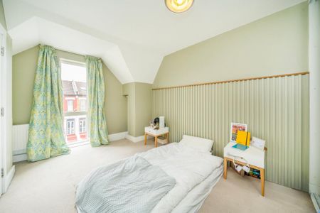 4 bedroom house to rent - Photo 3